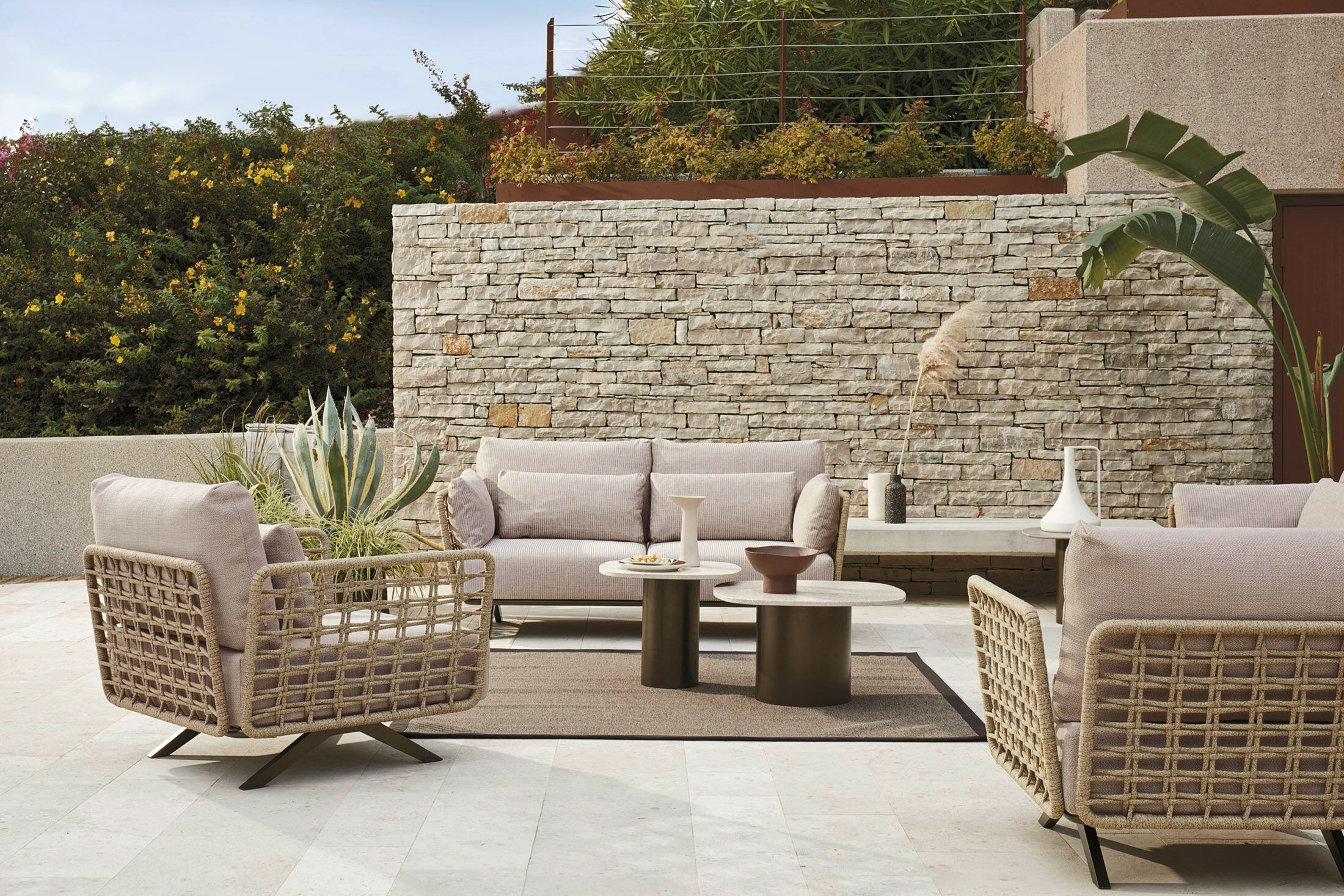 Плетеное кресло с полиэфирной веревкой и подлокотниками Roberti Armàn ARCH-00111387 - Вид №5