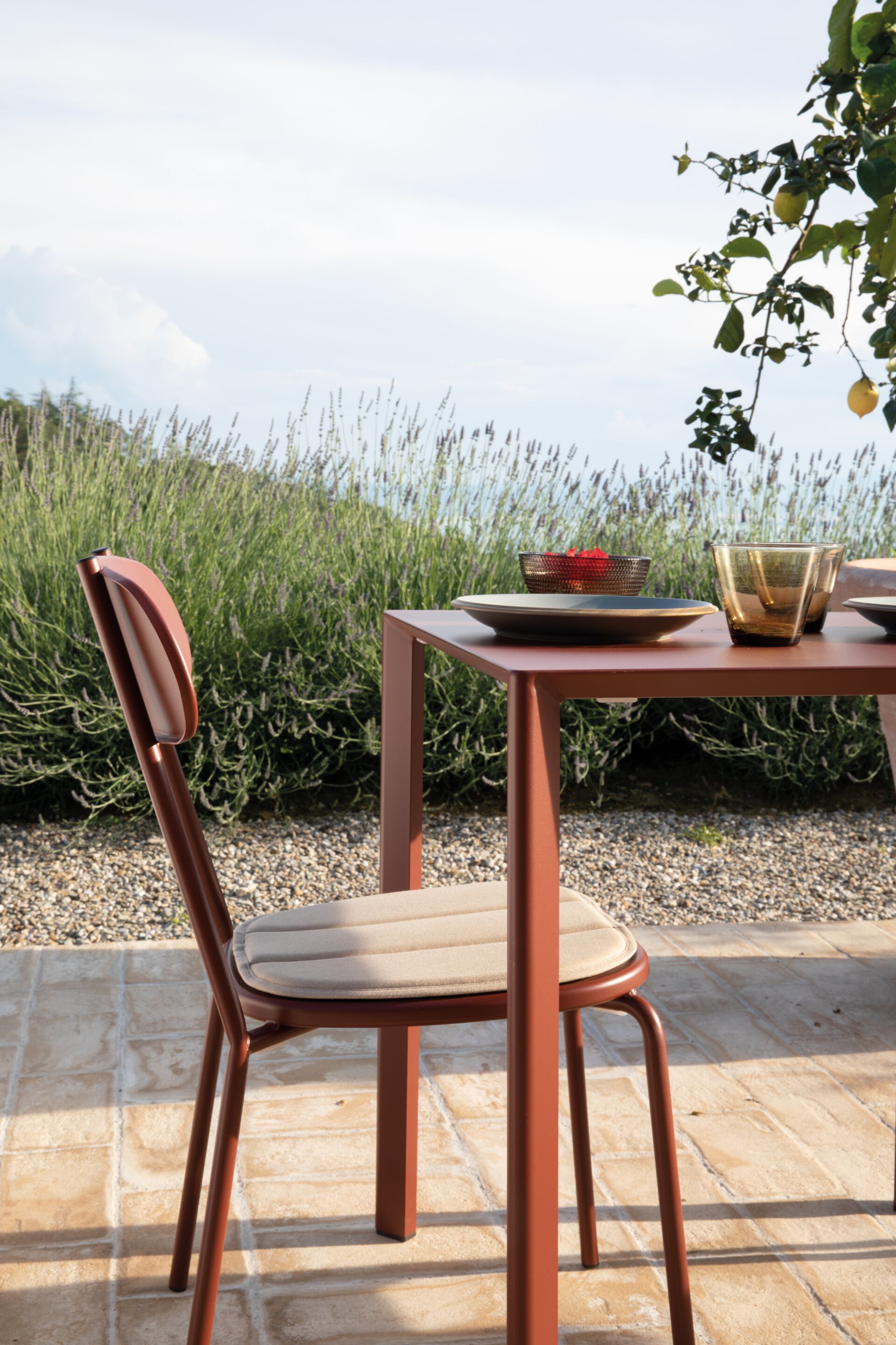 Металлический штабелируемый садовый стул Vermobil Fox ARCH-00096639 - Вид №5