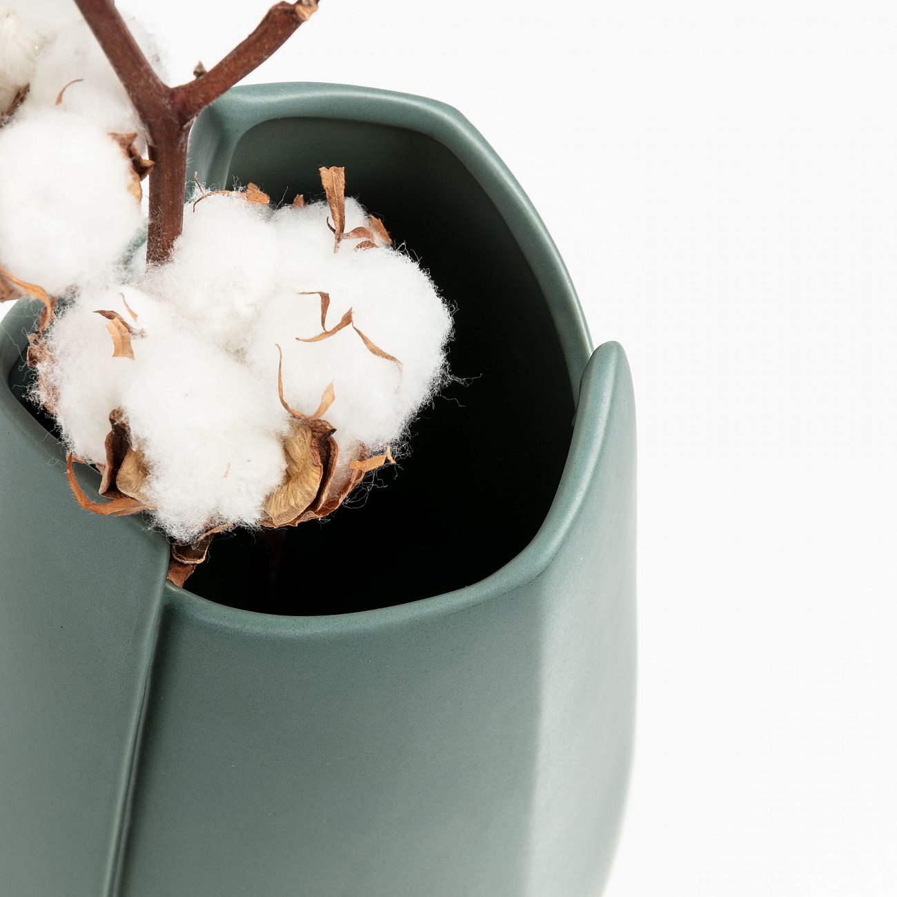 Ваза керамическая фигурная темно-зеленая 24 см Livingstone от La Forma LA FORMA LIVINGSTONE 343217 Зеленый  - Вид №1