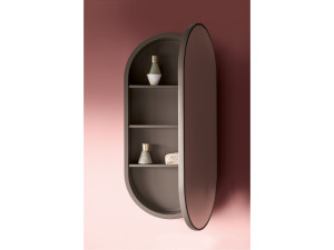 Деревянное зеркало с контейнером