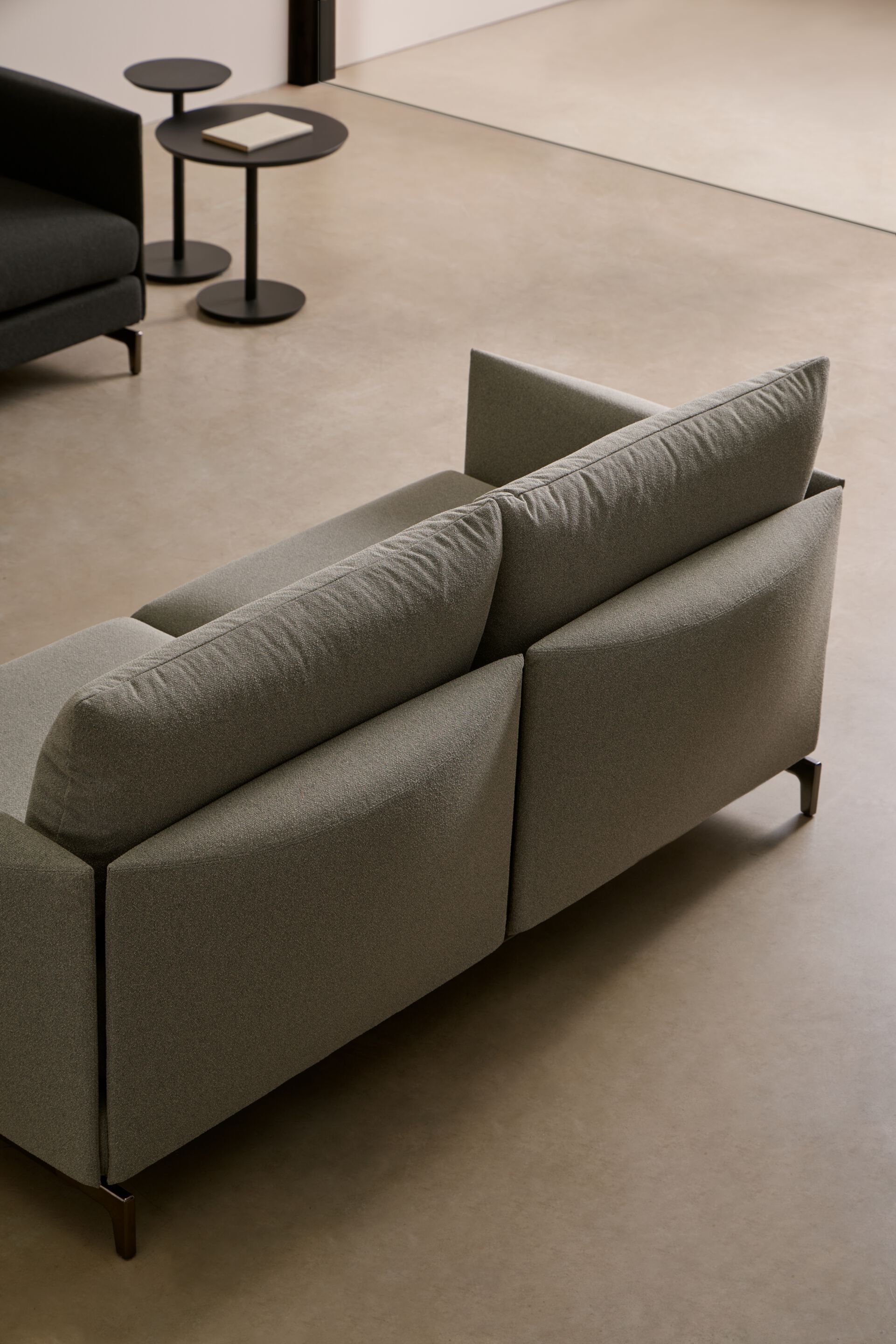 2-местный тканевый диван с огнестойкой обивкой Blasco&Vila Hardy ARCH-00143099 - Вид №2