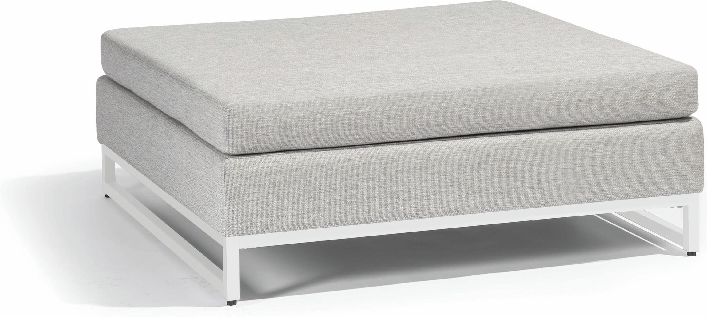 MNST403 Табурет для ног средний белый lotus smokey Manutti Zendo