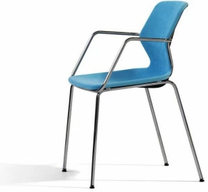 Blå Station Штабелируемый тканевый стул с подлокотниками