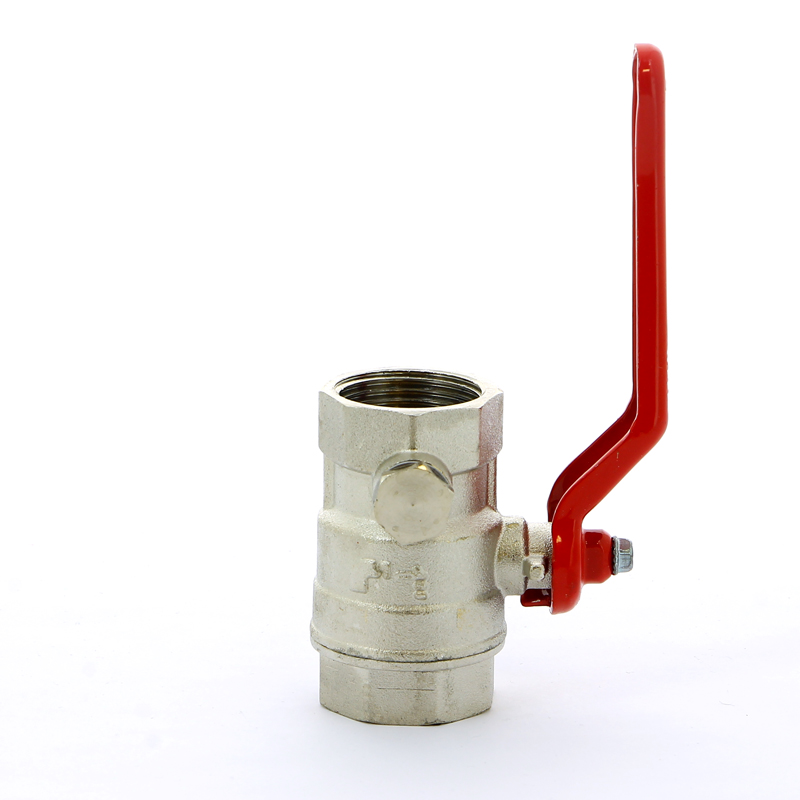 Кран шаровой ВВ с заглушкой и дренажным вентилем рычаг ITAP 1" 1151