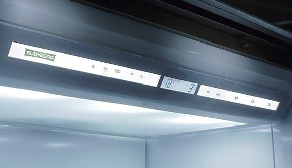 Sub-Zero Встраиваемый двухдверный холодильник из нержавеющей стали с диспенсером для воды класса a +  Icbbi-48sd/s/th  - Вид №4
