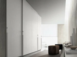 Poliform Шкаф из лакированной древесины