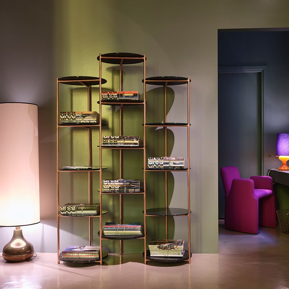 Книжный шкаф из меди с хрустальными столешницами EPÒNIMO Long Playing ARCH-00063939 - Вид №6