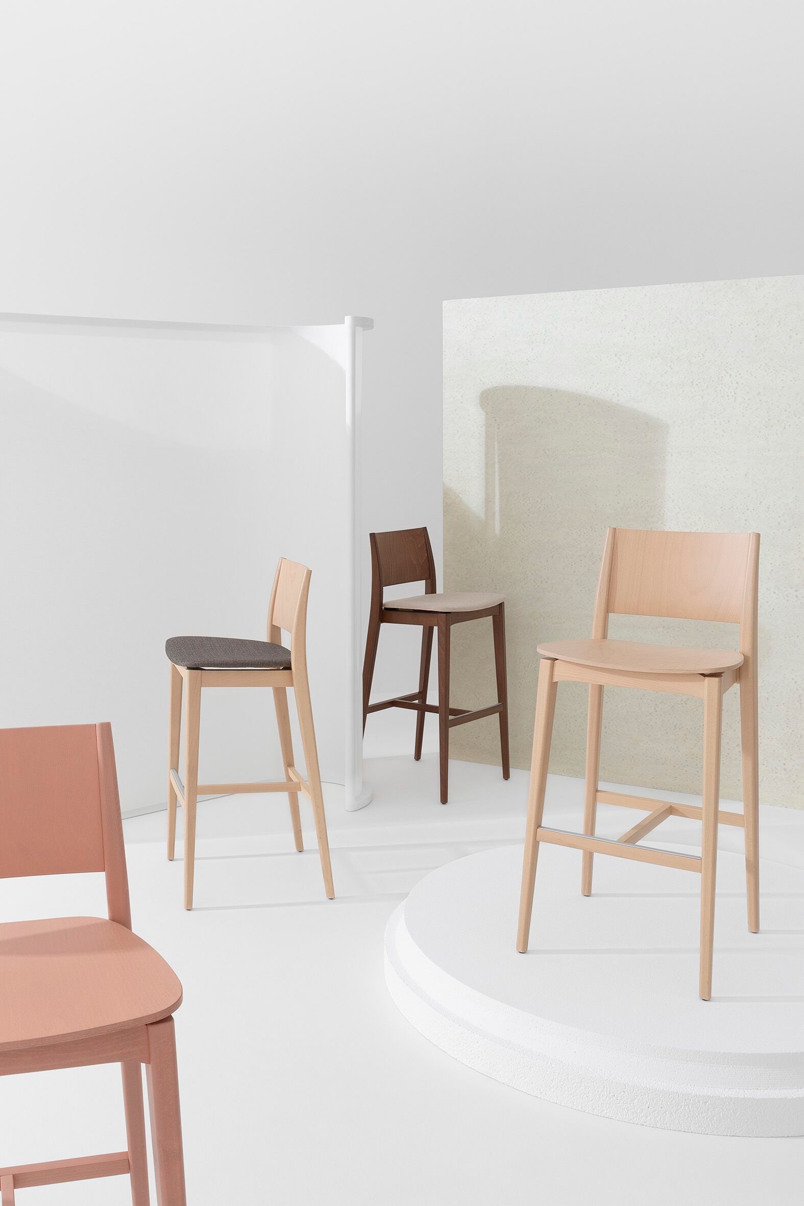 Высокий стул из бука Billiani Blazer ARCH-00002482