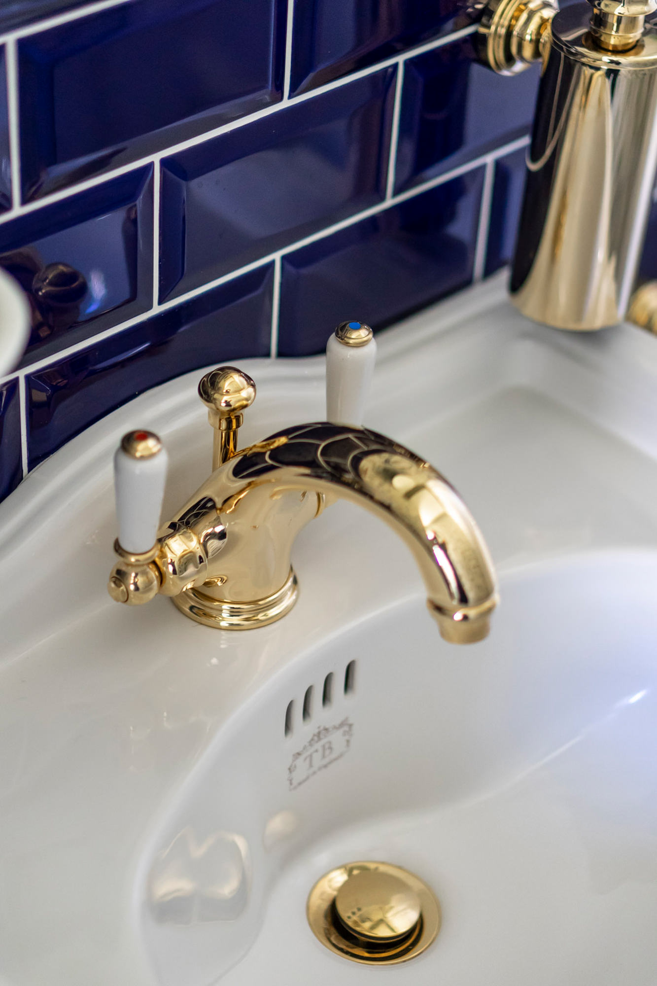 Traditional bathrooms LEVER Perrin & Rowe Waschtisch Mischbatterie 3635 Pr3635.ag  - Вид №3