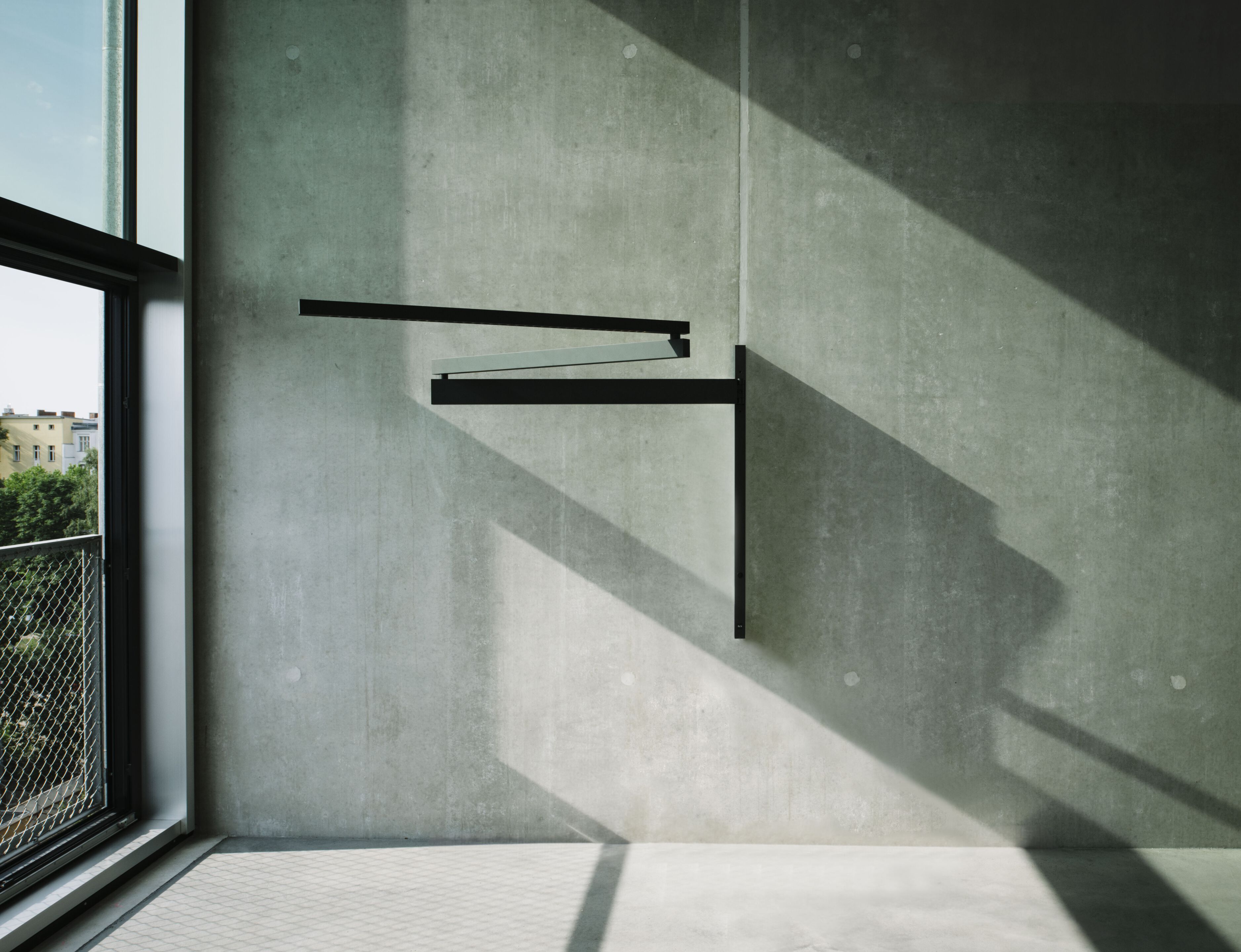 Регулируемый светодиодный настенный светильник Flos BLACK FLAG ARCH-00139247 - Вид №1