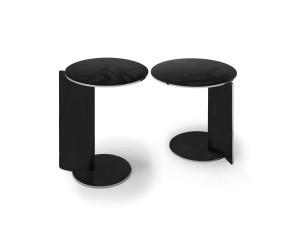 Круглый металлический журнальный столик