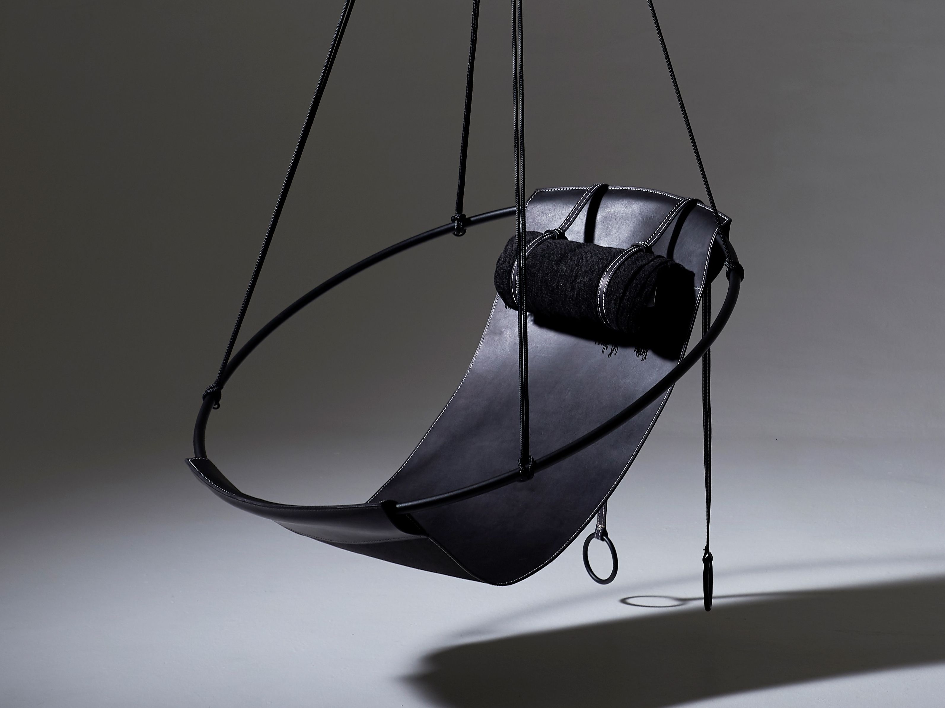 Кожаное подвесное кресло Studio Stirling ARCH-00146804 - Вид №1