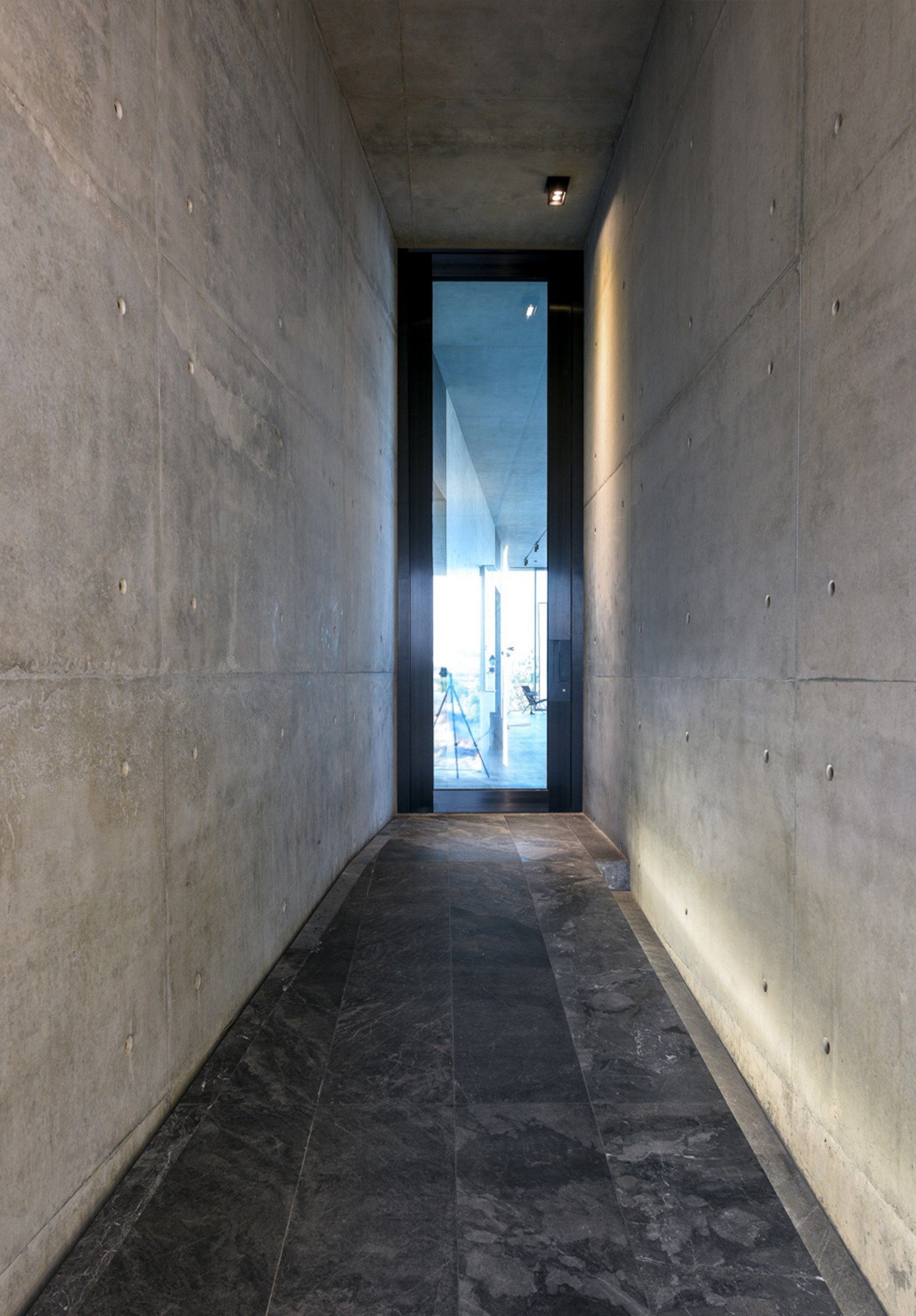 Парящая дверь с тепловым стеклом класса 3 Oikos Nova ARCH-00096109 - Вид №1