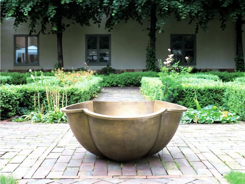 Nola Industrier Кашпо для общественных мест из бронзы sun-id-1491139 - Вид №2