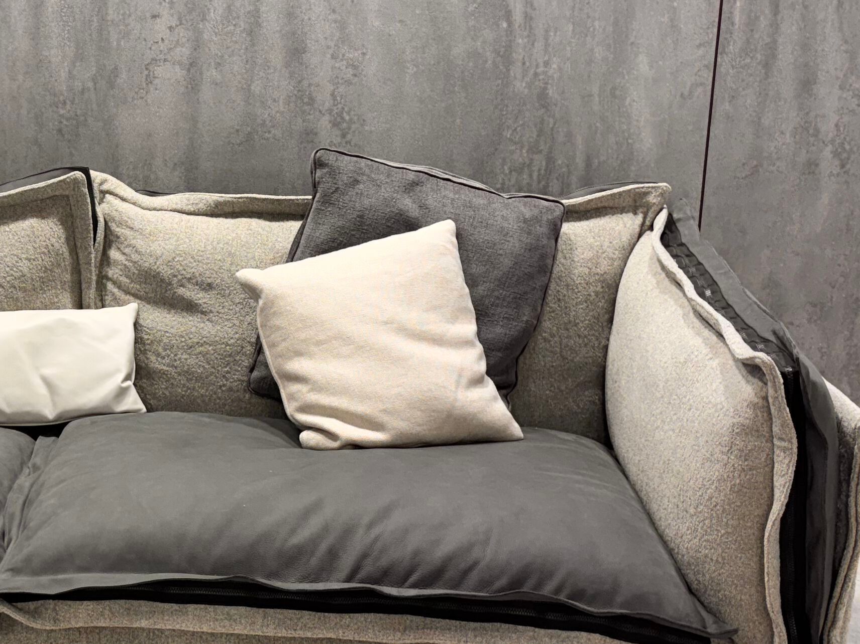 Квадратная подушка для дивана In Stock Arketipo ARCH-00112459