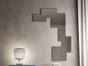 Настенное зеркало