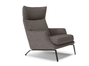 Тканевое кресло с подлокотниками с высокой спинкой