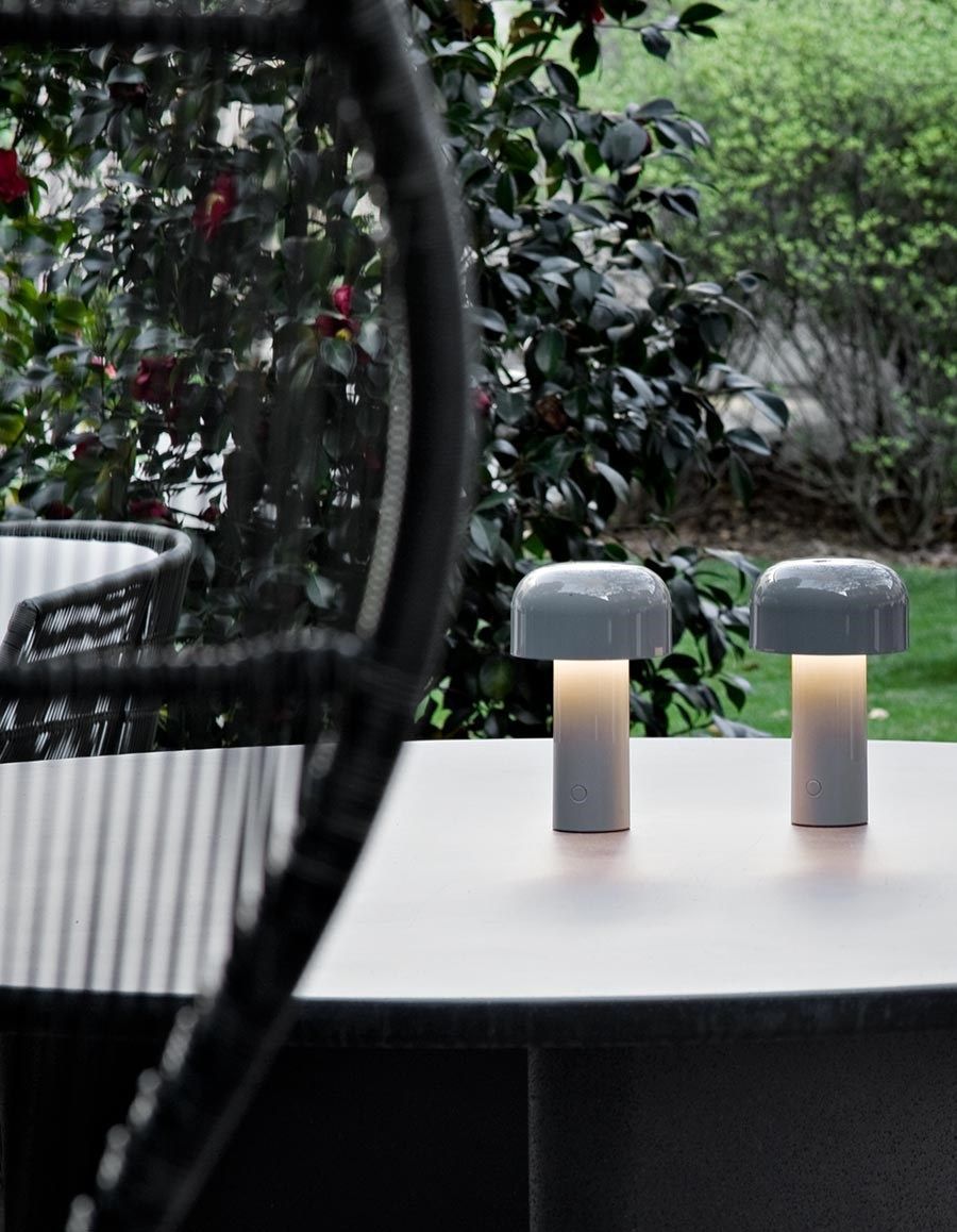 Поликарбонатная настольная лампа с батарейным питанием In Stock Flos ARCH-00032333 - Вид №2