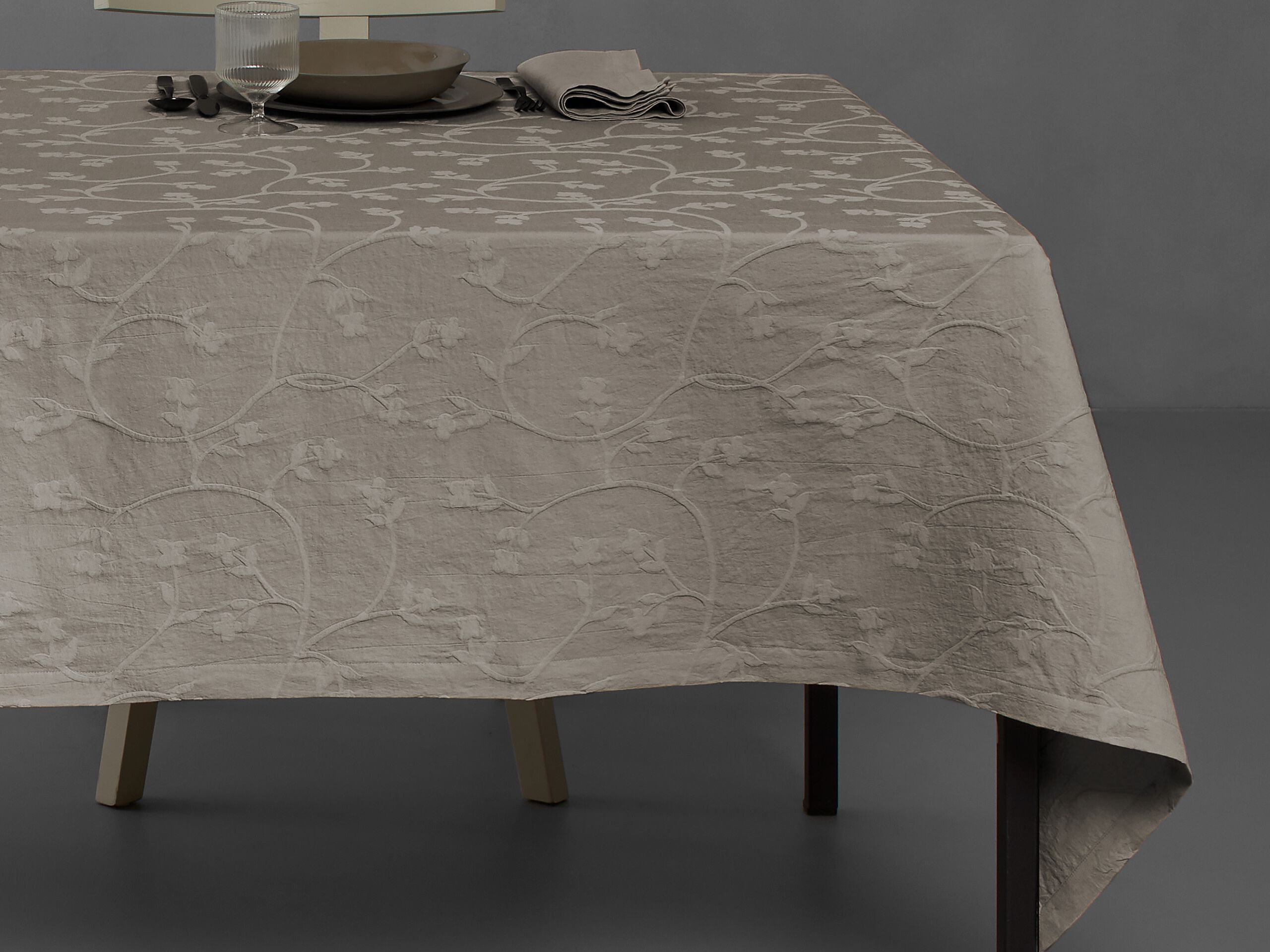 Скатерть из абаки и хлопка Society Limonta FLORIS ARCH-00007403 - Вид №1