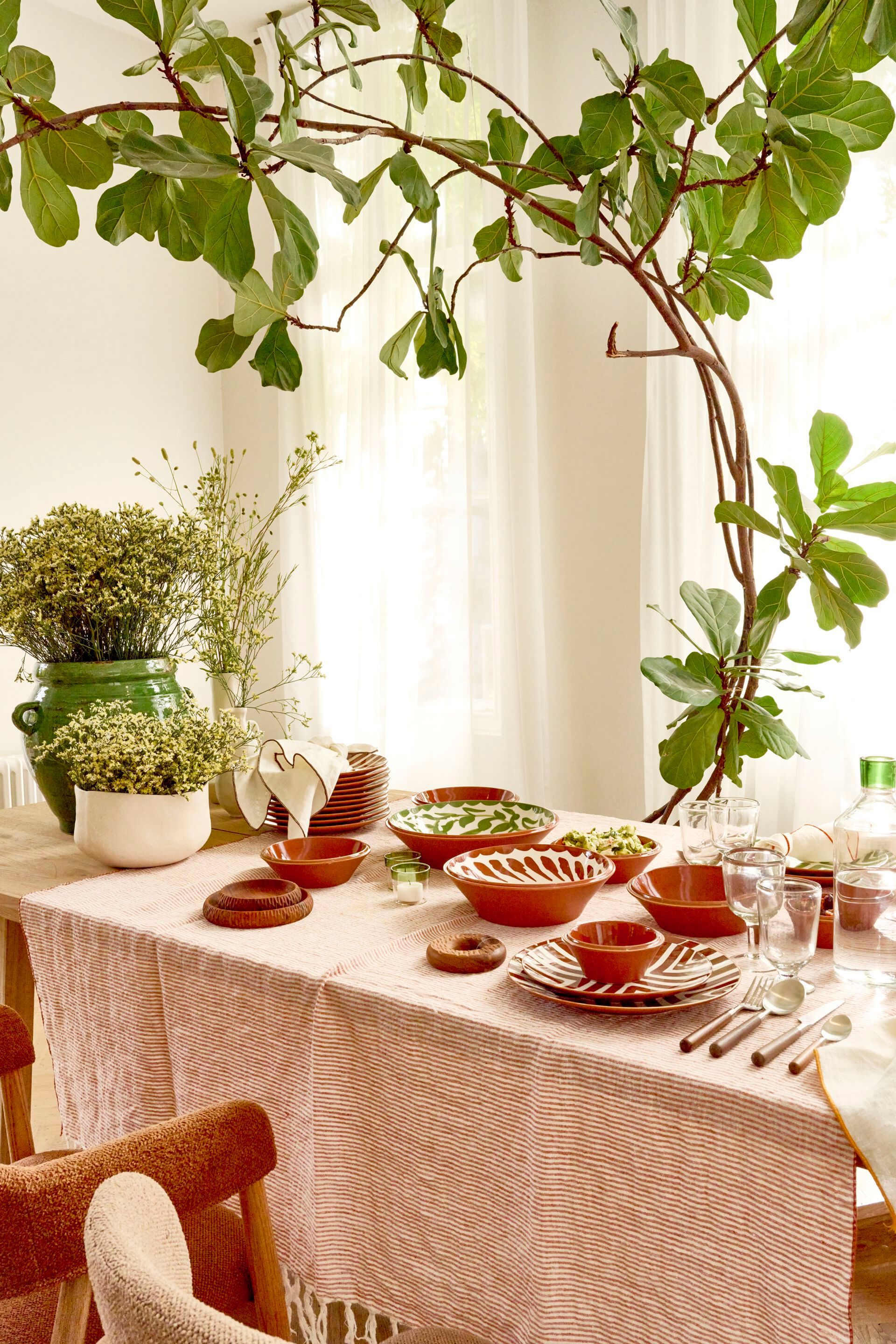 Фарфоровая плоская круглая тарелка POMAX Amuse ARCH-00014980 - Вид №2