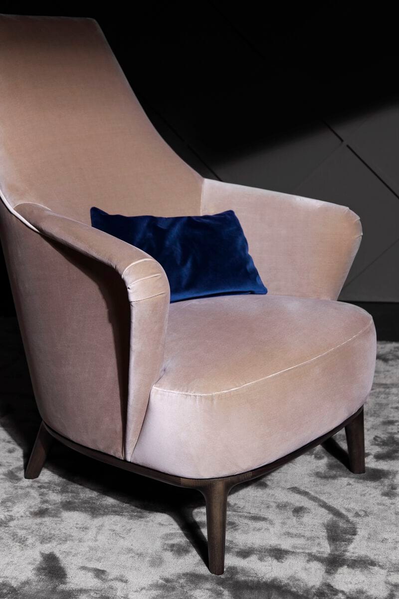 Тканевое кресло с подлокотниками Vibieffe 1950 атмосфера ARCH-00012219