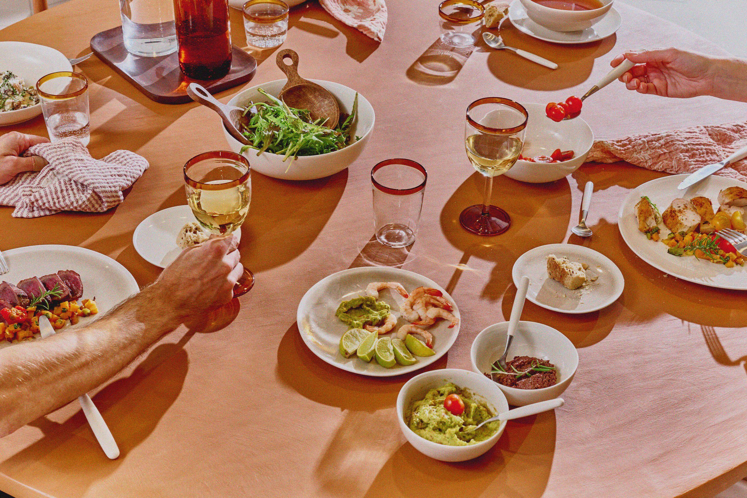 Круглая фарфоровая тарелка для коктейлей POMAX печенье ARCH-00145930 - Вид №4