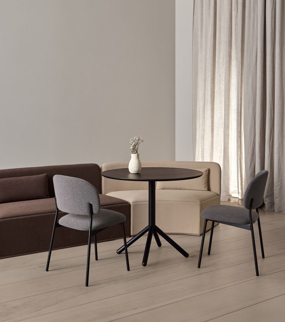 2-местный тканевый диван Blasco&Vila Mant ARCH-00018821 - Вид №1