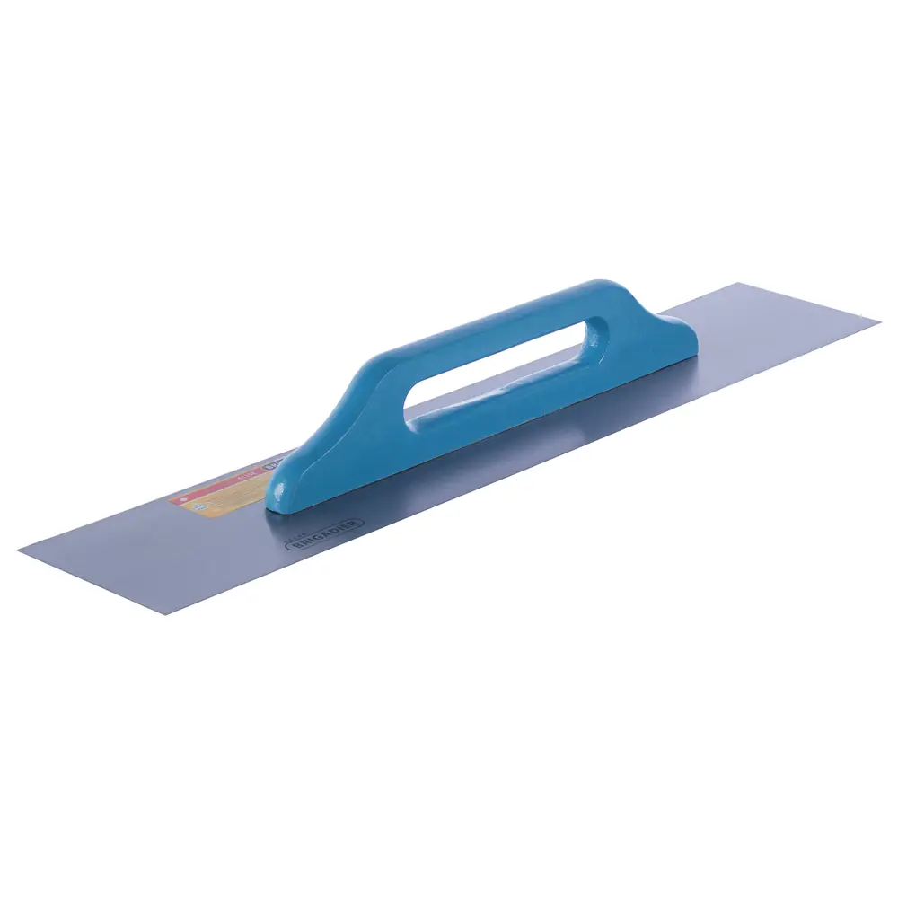 Гладилка с деревянной ручкой инструментальная сталь 680х140 мм BRIGADIER STLM-2004069