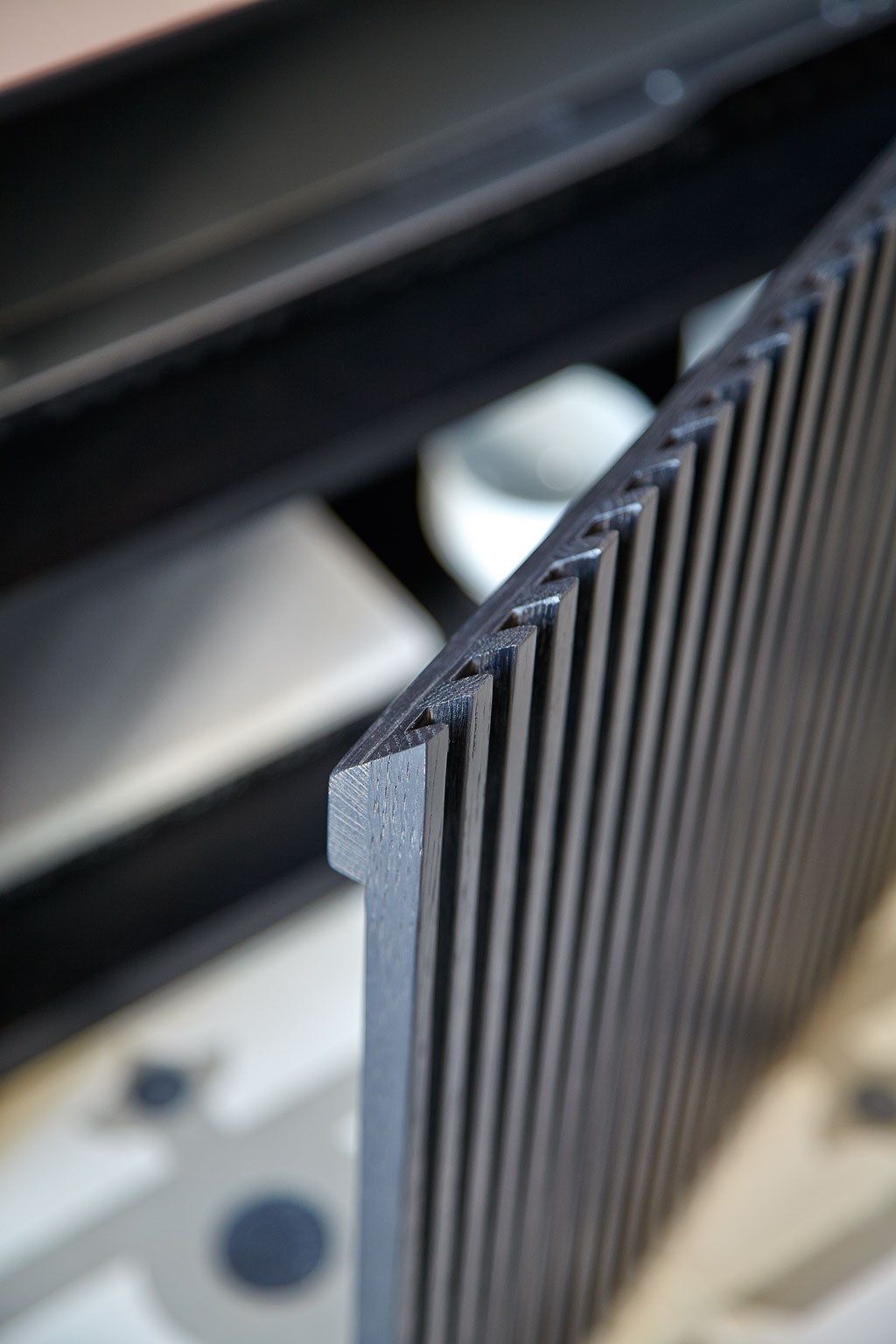 Низкий деревянный шкаф для телевизора с распашными дверцами Punt Stockholm ARCH-00119335 - Вид №2