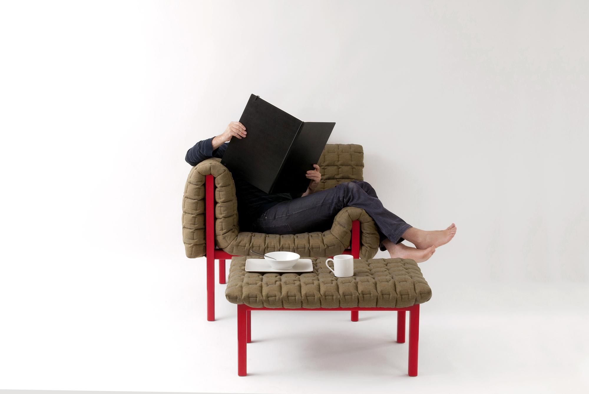 Тканевое кресло с подлокотниками Ligne Roset ARCH-00008281