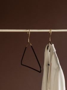 9000839 MENU Вешалка для одежды Ava