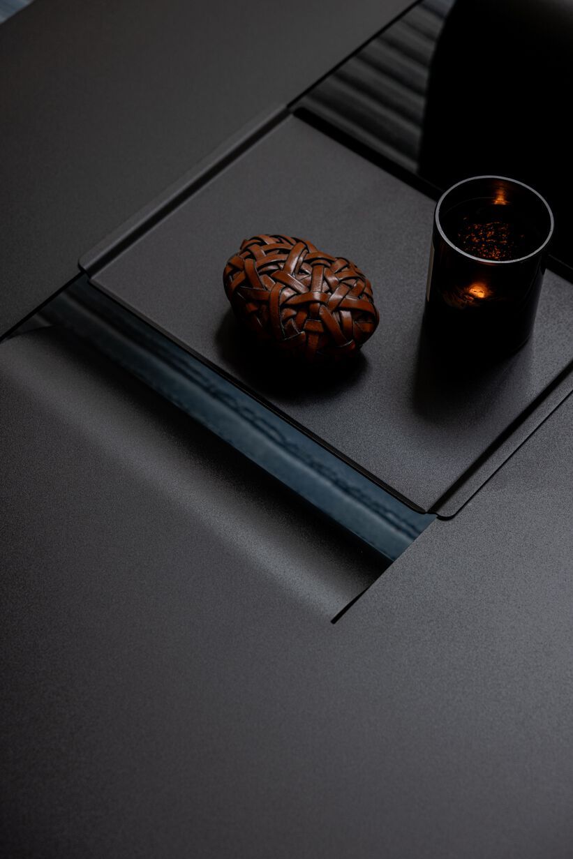 Низкий журнальный столик из листового металла Metallbude CUT ARCH-00111188 - Вид №7