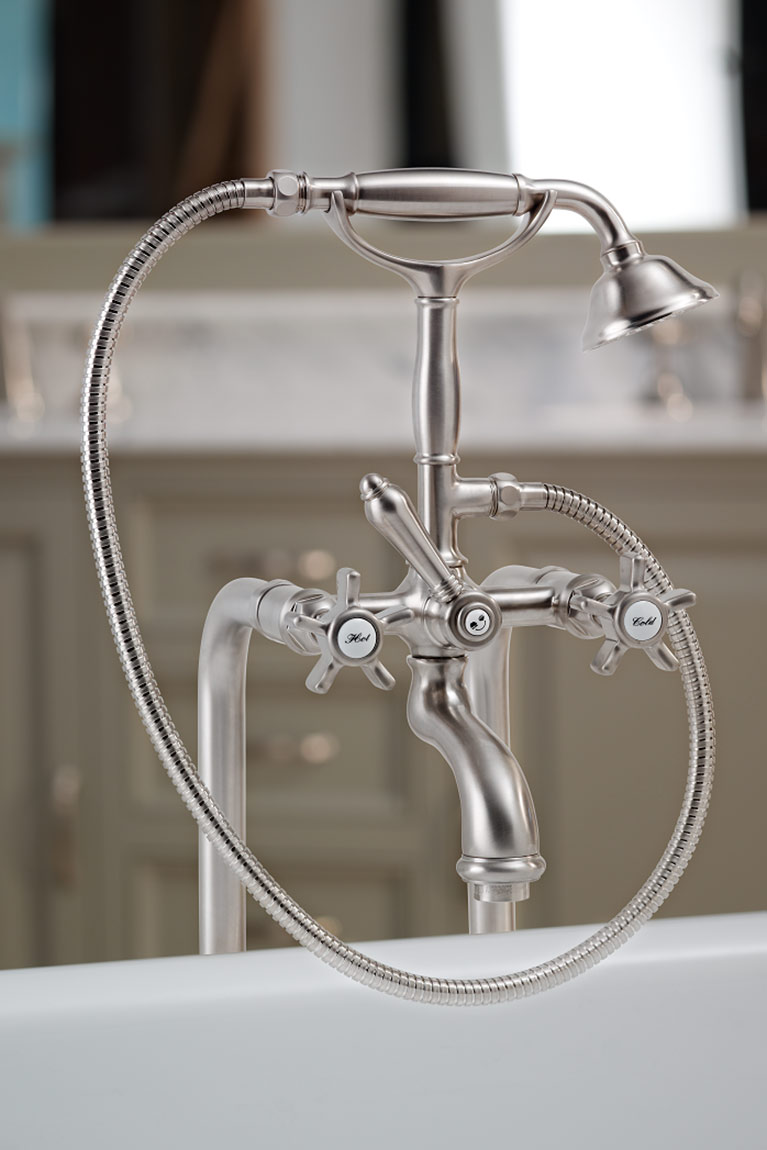 1427 ** 18 Смеситель для умывальника с поворотным изливом Nicolazzi Series Traditional  - Вид №13