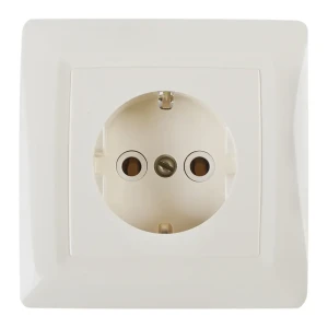 Розетка встраиваемая Reone с заземлением, цвет бежевая