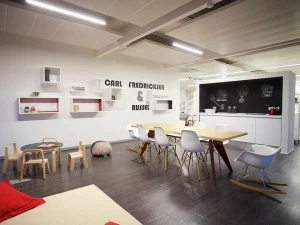 LIUNI Печатный виниловый пол с эффектом дерева Lvt autoposanti