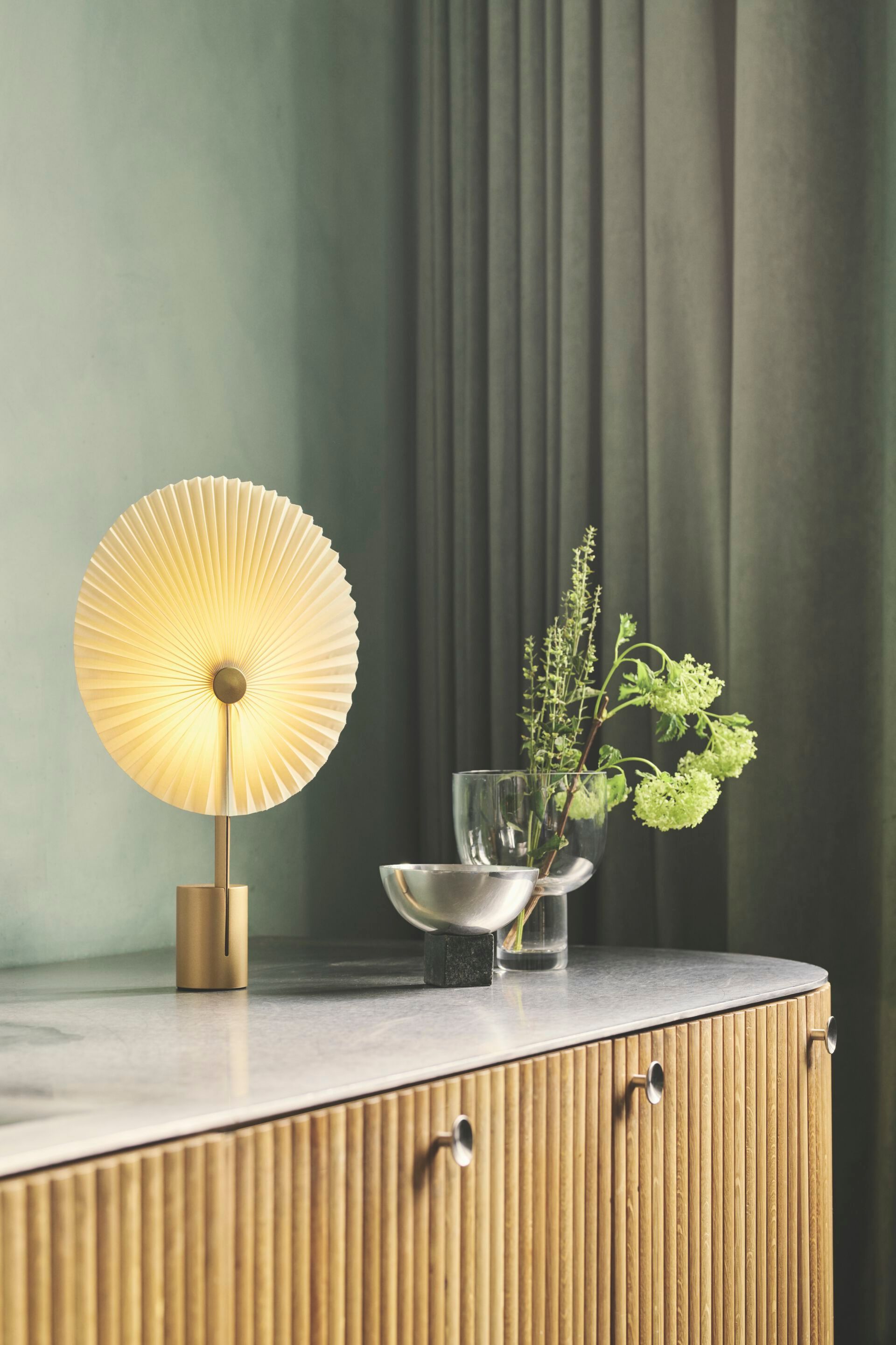 Стальная светодиодная настольная лампа с USB-зарядкой Gejst Liris ARCH-00011288 - Вид №7