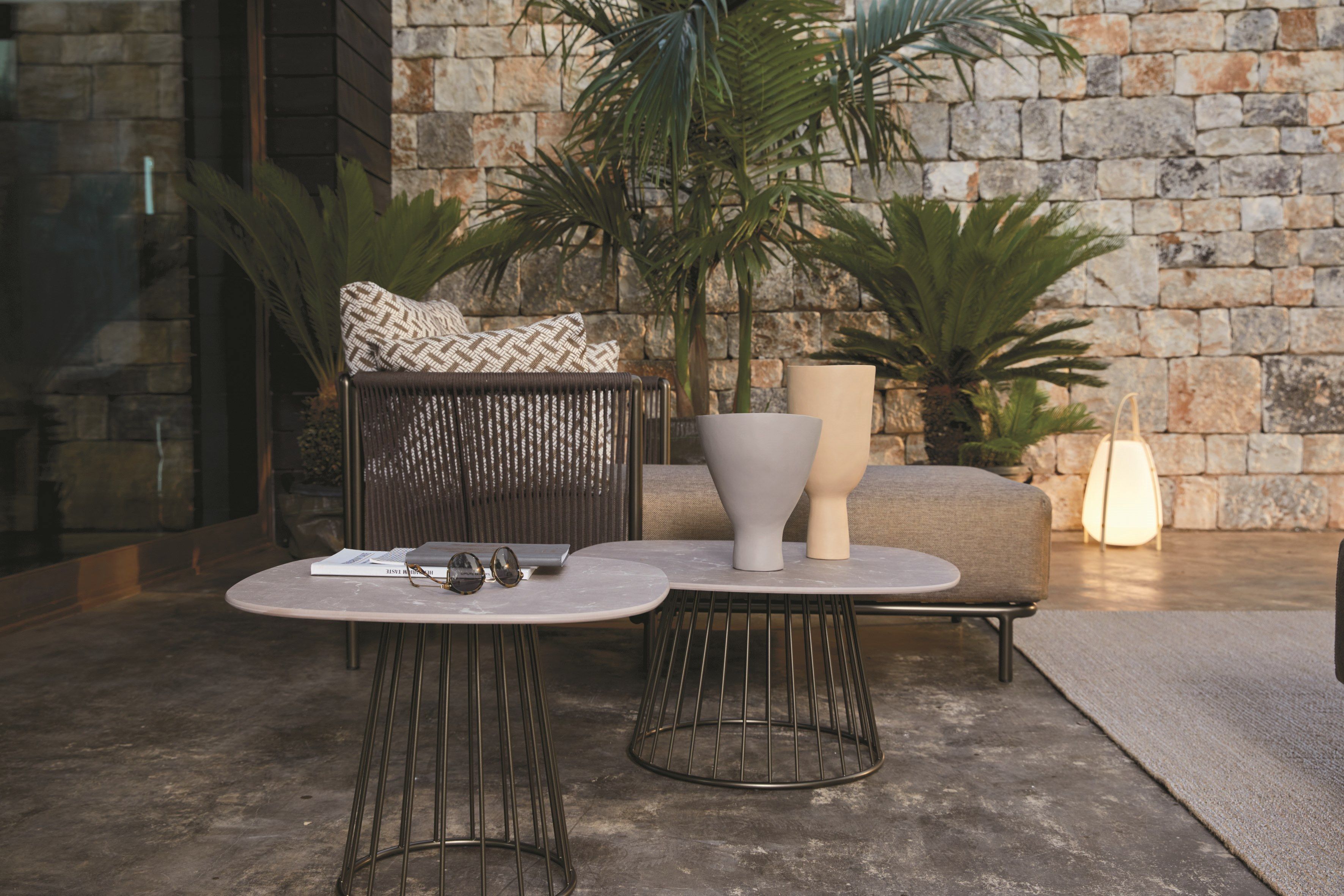 Высокий журнальный столик в зернах Roberti Charme ARCH-00029679 - Вид №3