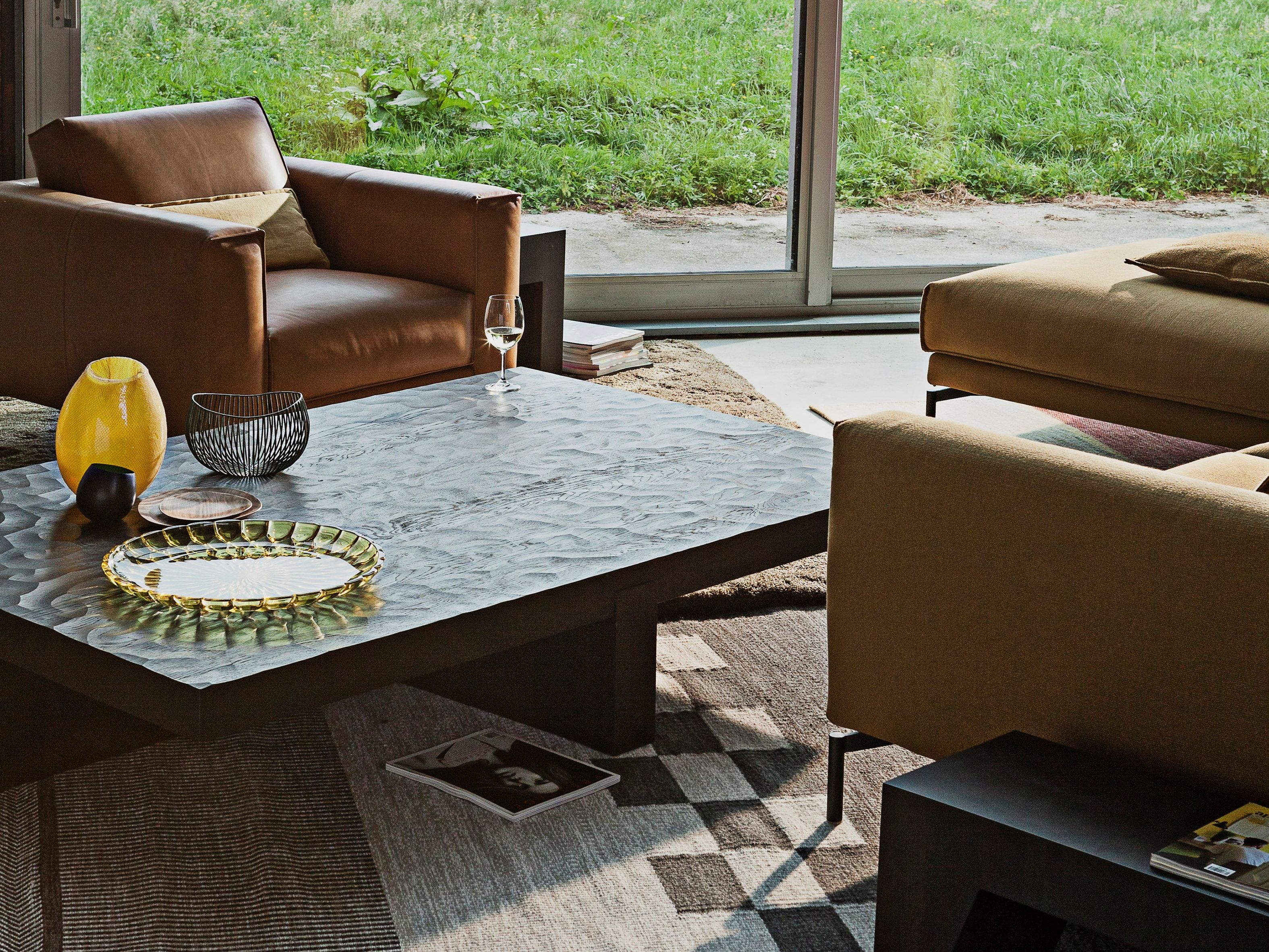 Низкий журнальный столик из массива дерева Linteloo LOWTIDE ARCH-00108013 - Вид №4