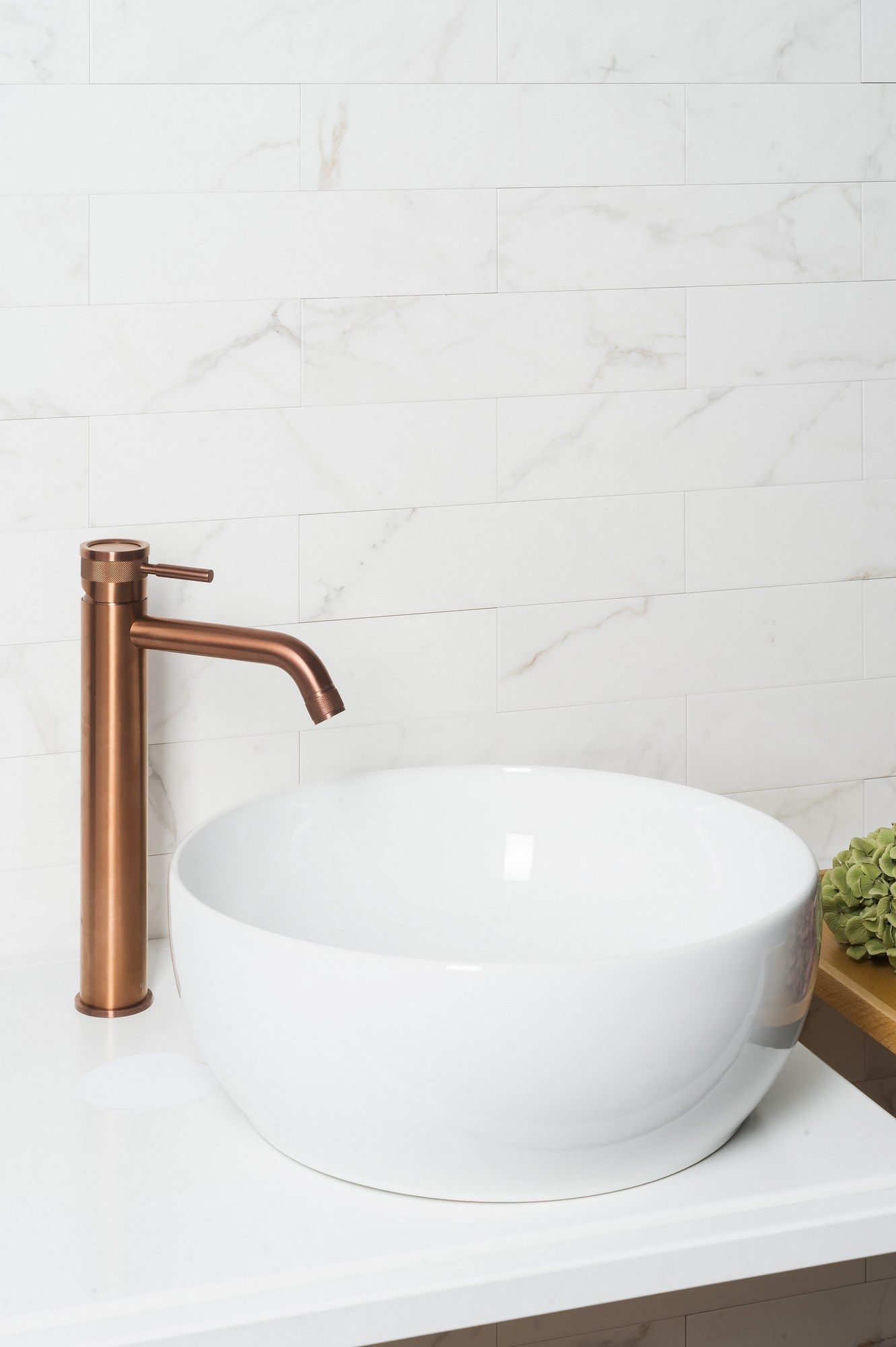 Однорычажный смеситель для раковины из нержавеющей стали с аэратором Tubico Волга ARCH-00022492 - Вид №15