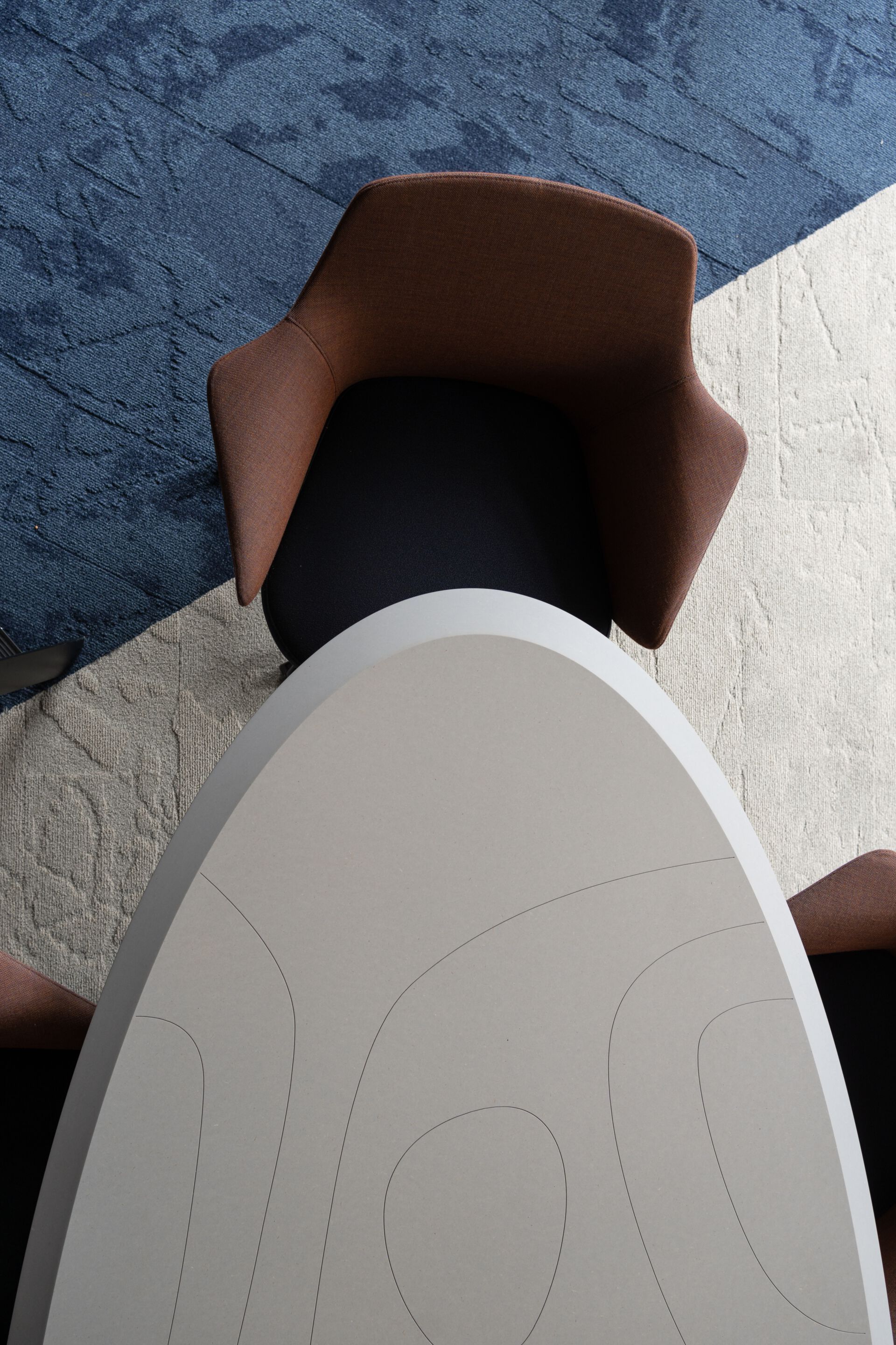 Овальный стол для совещаний из МДФ Cider Edition Monolithes ARCH-00089793 - Вид №12