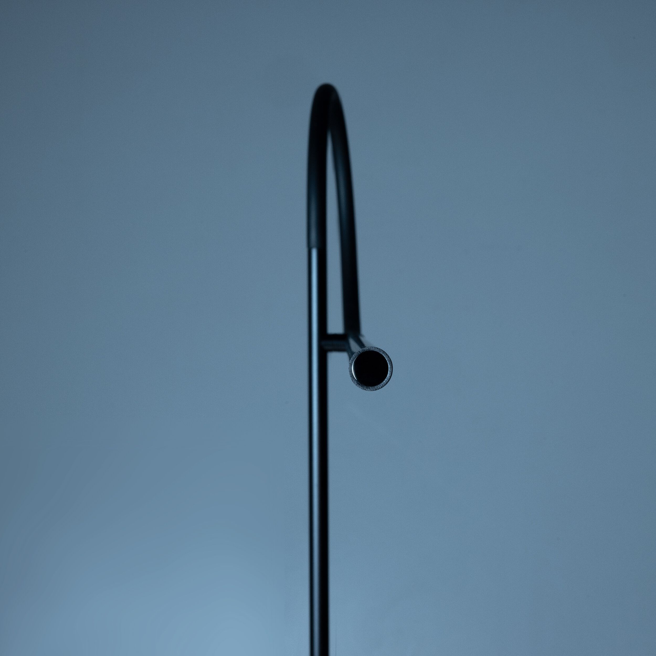 Регулируемая металлическая настольная лампа DAVIDE GROPPI RIBBON ARCH-00075399 - Вид №5