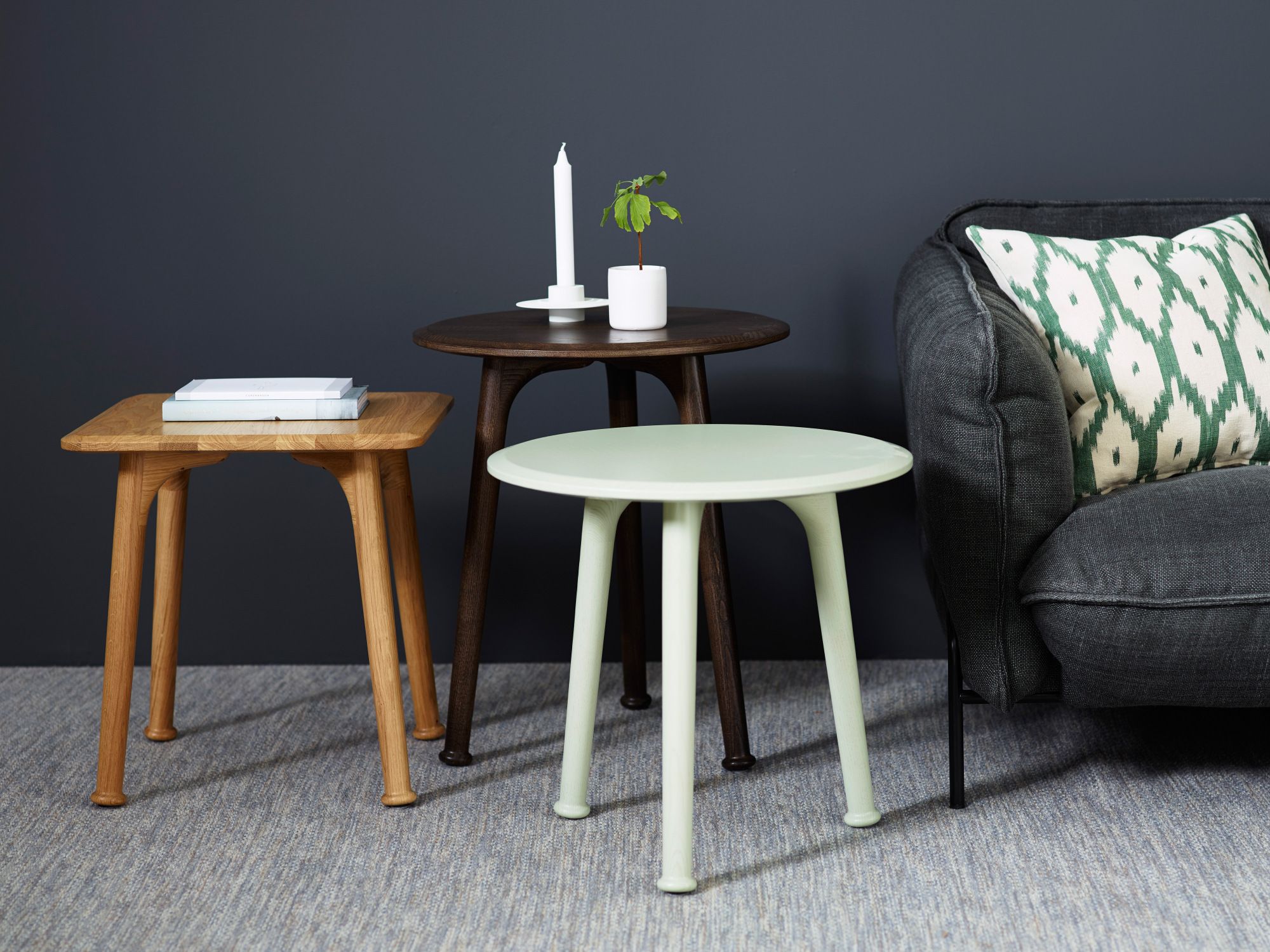 Квадратный журнальный столик из массива дерева Karl Andersson Bat ARCH-00027319 - Вид №3