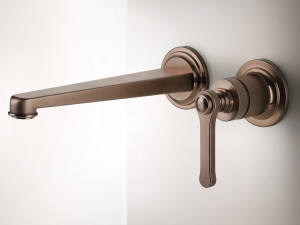 Металлический настенный смеситель для ванны с 2 отверстиями