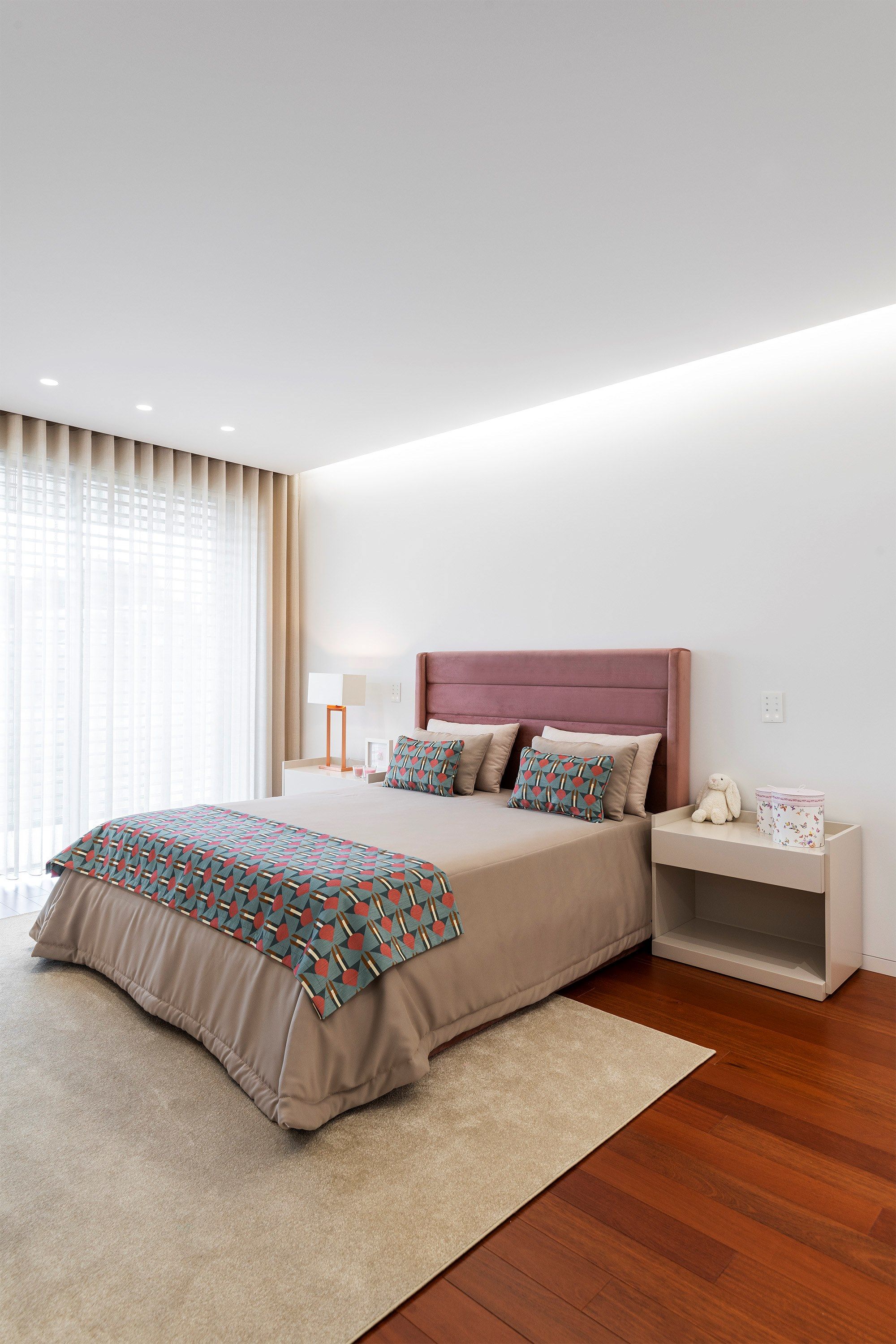 Тумбочка с ящиками Stylish Club Milos ARCH-00023684 - Вид №11