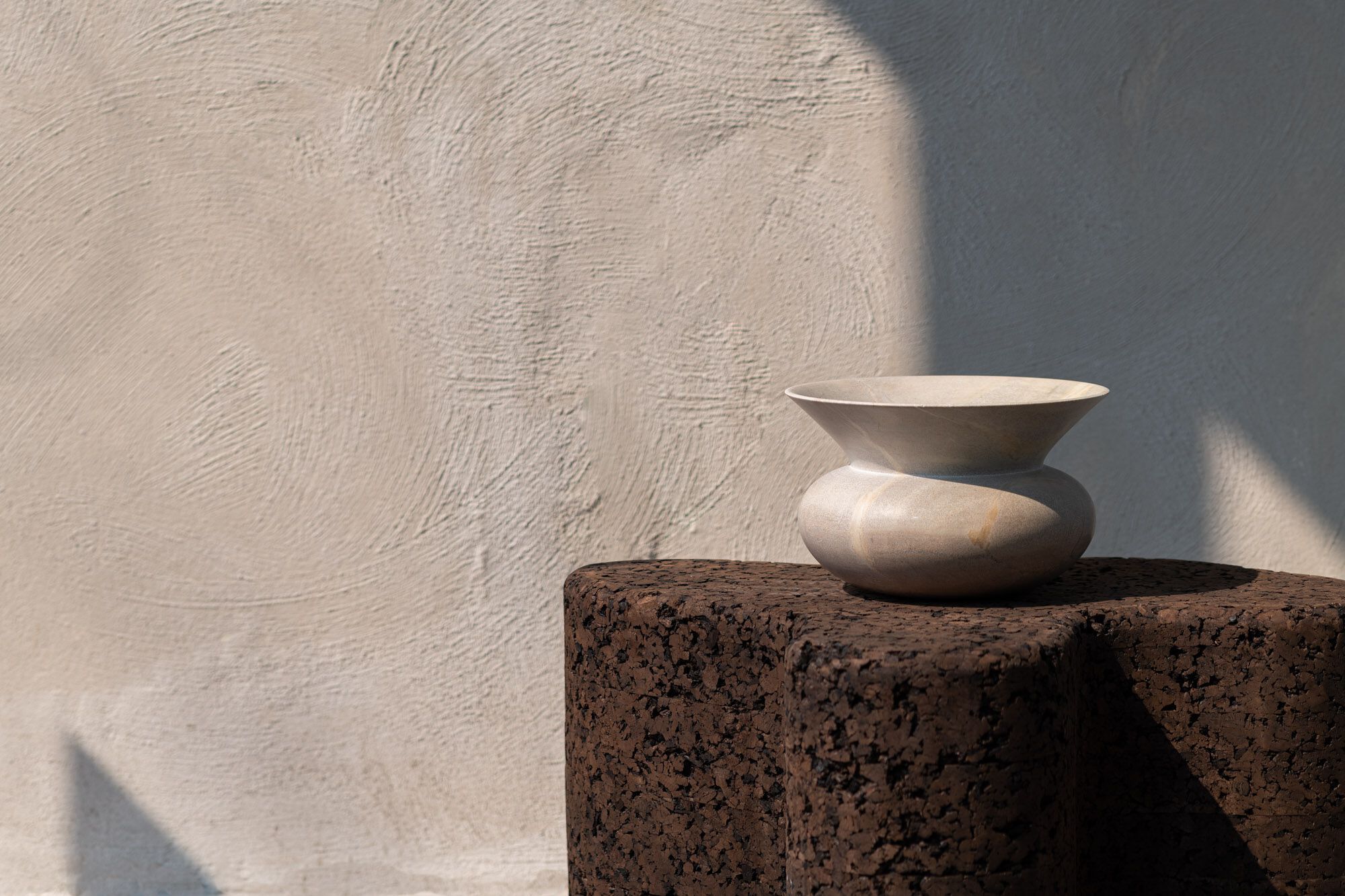 Ваза из мыльного камня Gardeco Objects AMORFA ARCH-00056814 - Вид №2