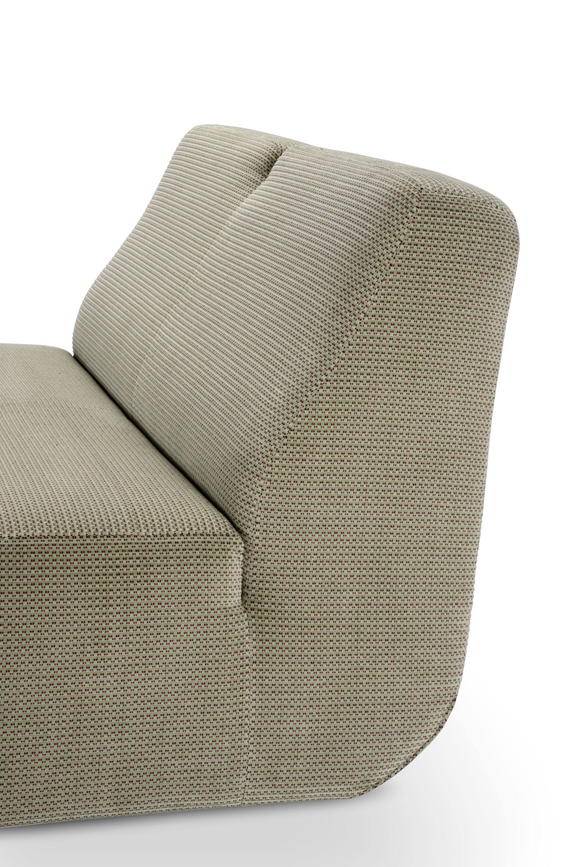 Ткань диван Adrenalina обнаженная ARCH-00039315 - Вид №10