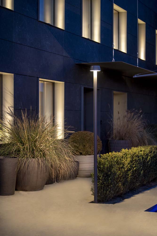 2000116 Уличное освещение  Platek FONT su palo  FONT - 6 LED 3000K 180° diffuse  - Вид №4