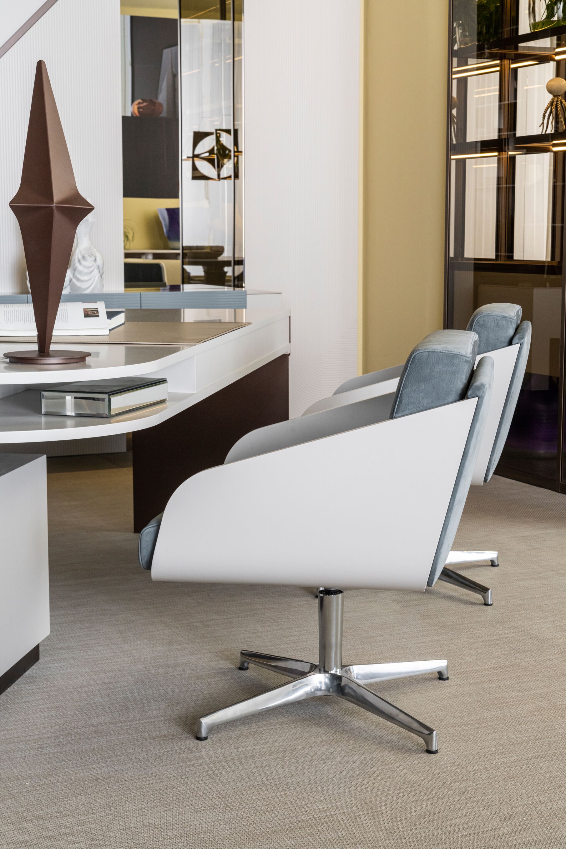 Светодиодная настольная лампа с USB-разъемом Bizzotto Italia ARCH-00038826 - Вид №2