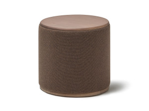 Высокий круглый журнальный столик из ткани