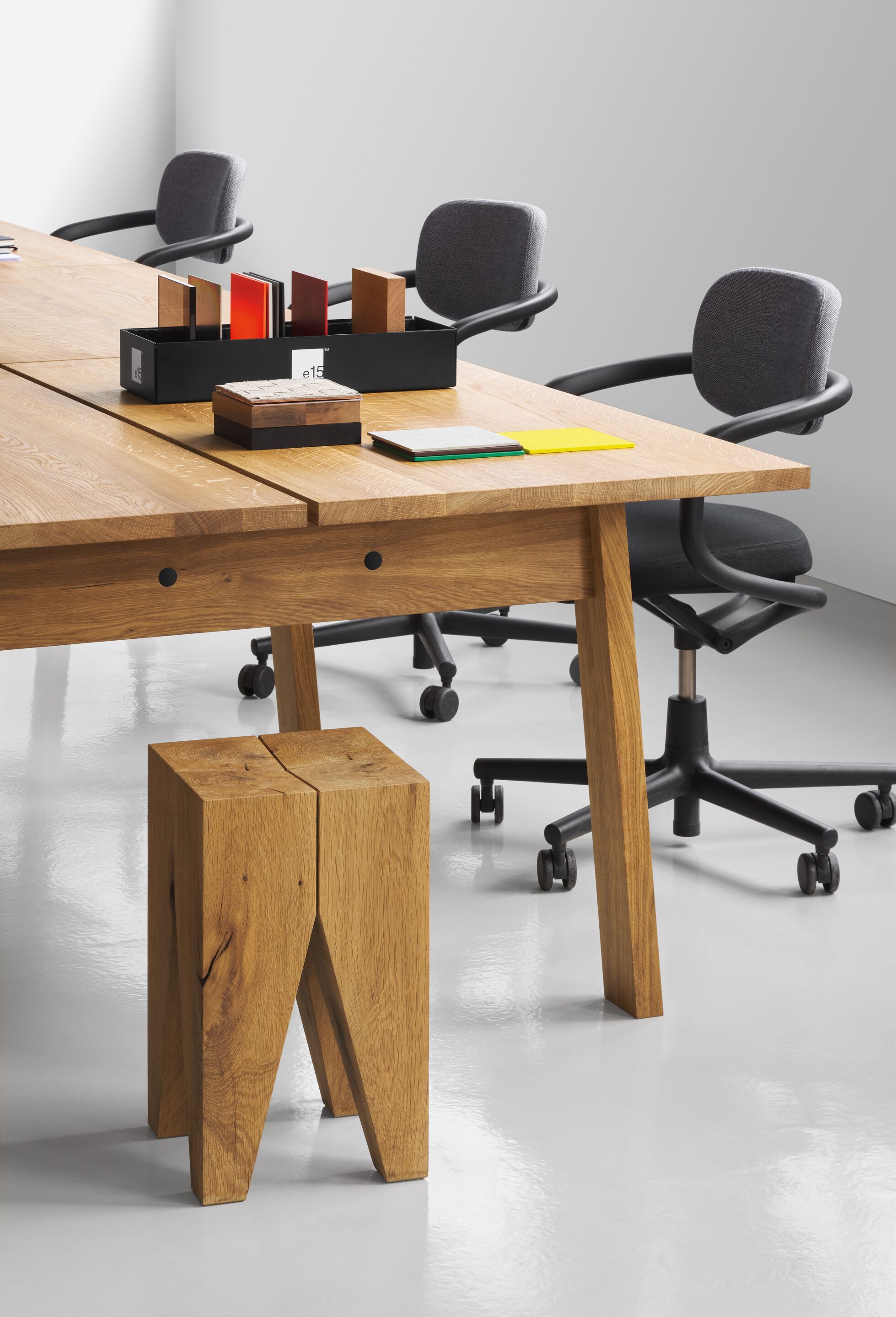 Табурет из массива дерева e15 BACKENZAHN™ ARCH-00066592 - Вид №8